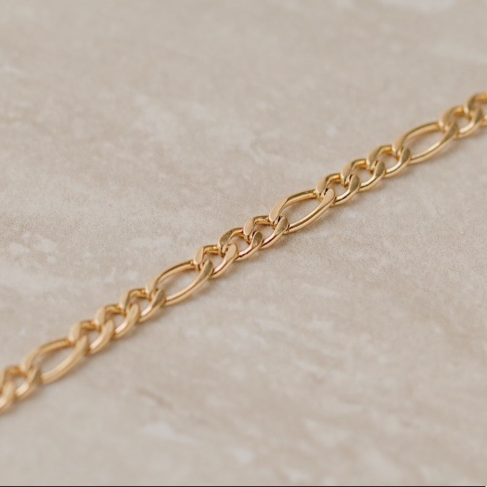 Chelsea Figaro Bracelet | 18k Gold Filled - Picture 3 of 11